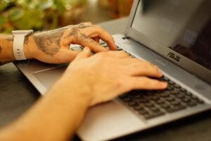 Asus Halts New Smartphone Development to Pivot Toward AI and Robotics