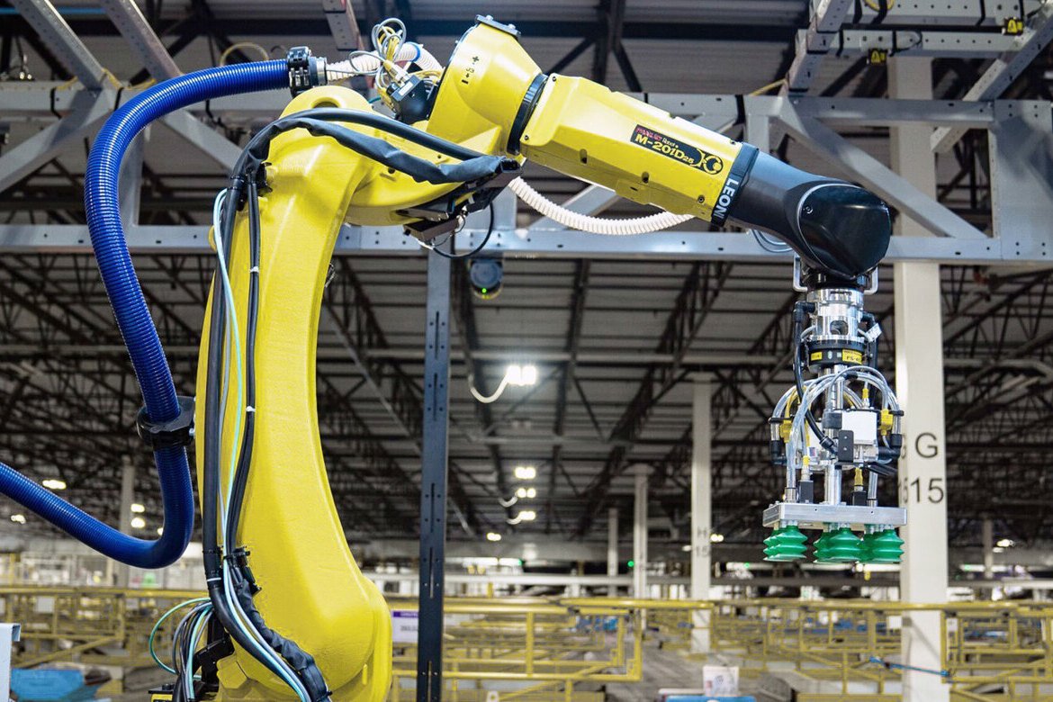 Amazon to Build AU$750 Million Robotics Fulfillment Center in Australia