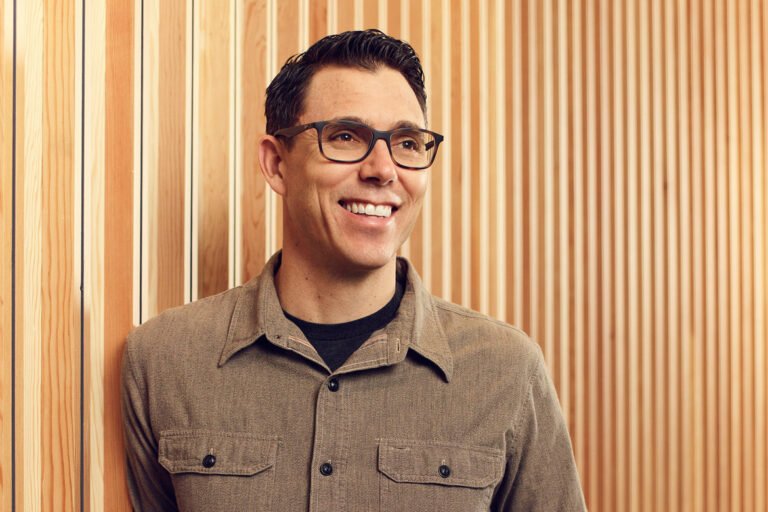 Rivian-Founded Mind Robotics Secures $500 Million for Industrial AI