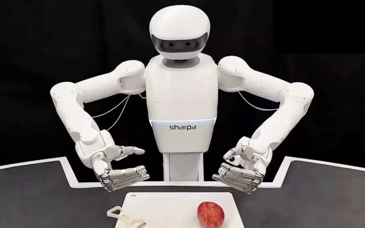 Sharpa’s Apple-Peeling Robot Signals Breakthrough in Dexterous AI Manipulation