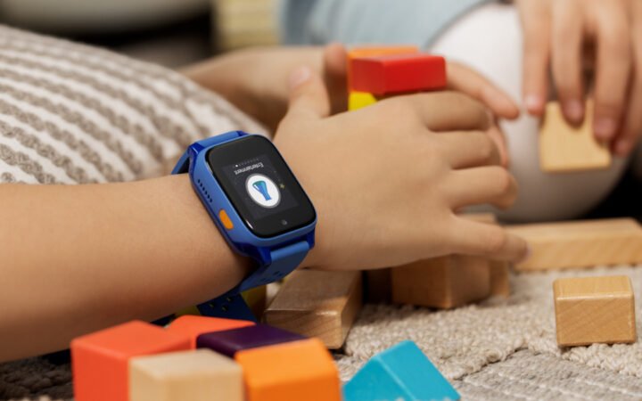 TCL Unveils Tbot Concept to Turn Kids’ Smartwatch Into a Home AI Robot
