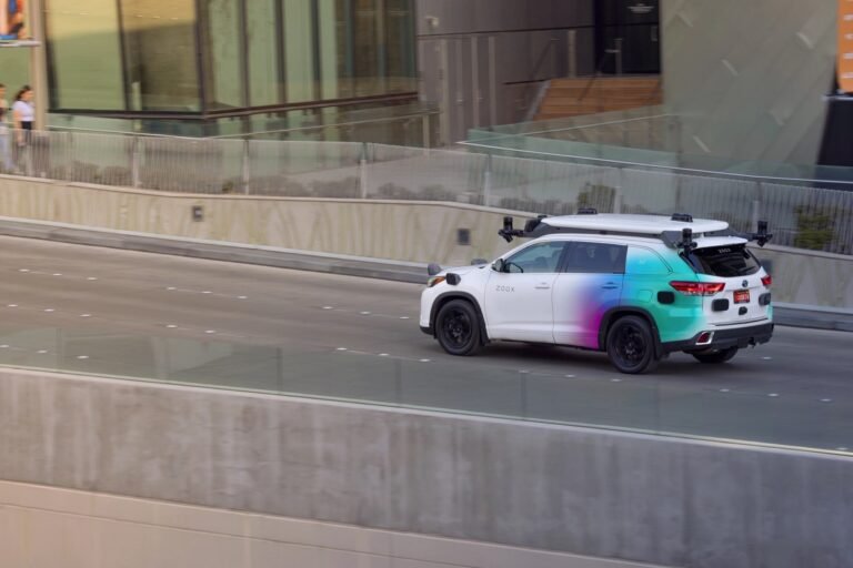 Zoox Expands Robotaxi Testing to Phoenix and Dallas