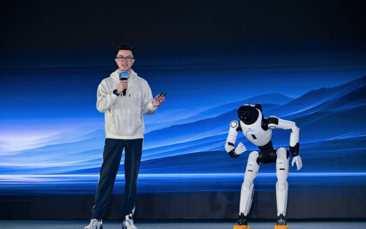 Agibot Declares 2026 “Deployment Year One”, Unveils Five Robot Platforms and Open AI Architecture