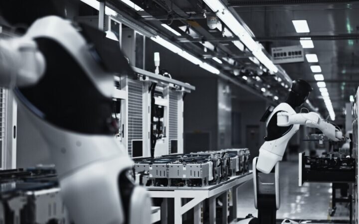 Agibot Deploys Humanoid Robots in Live Electronics Manufacturing, Eyes 100-Unit Expansion