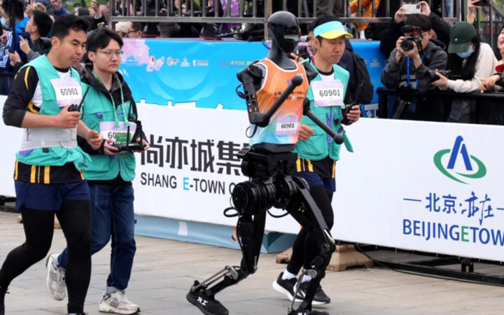 Honor’s Humanoid Robot Wins Beijing Half-Marathon, Finishing Faster Than Any Human