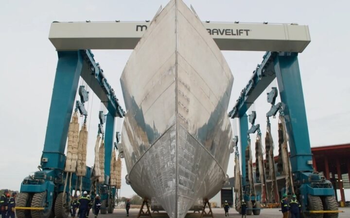 Saronic Raises $1.75 Billion to Scale Autonomous Ship Production