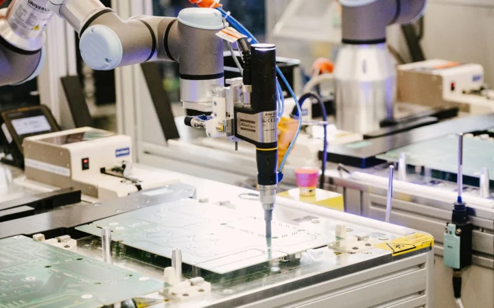 Flex and Teradyne Robotics Expand Partnership to Scale Intelligent Automation Across Global Manufacturing