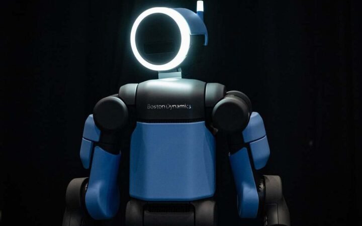 Hyundai Pressures Boston Dynamics to Scale Atlas Production as C-Suite Exits Mount