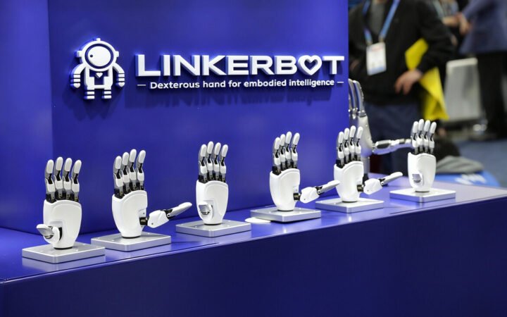 Linkerbot Targets $6 Billion Valuation as Dexterous Robotic Hand Market Surges