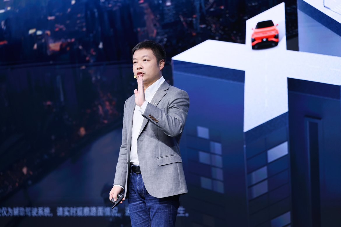 Xpeng CEO He Xiaopeng Takes Personal Control of Robotics Unit Ahead of IRON Mass Production