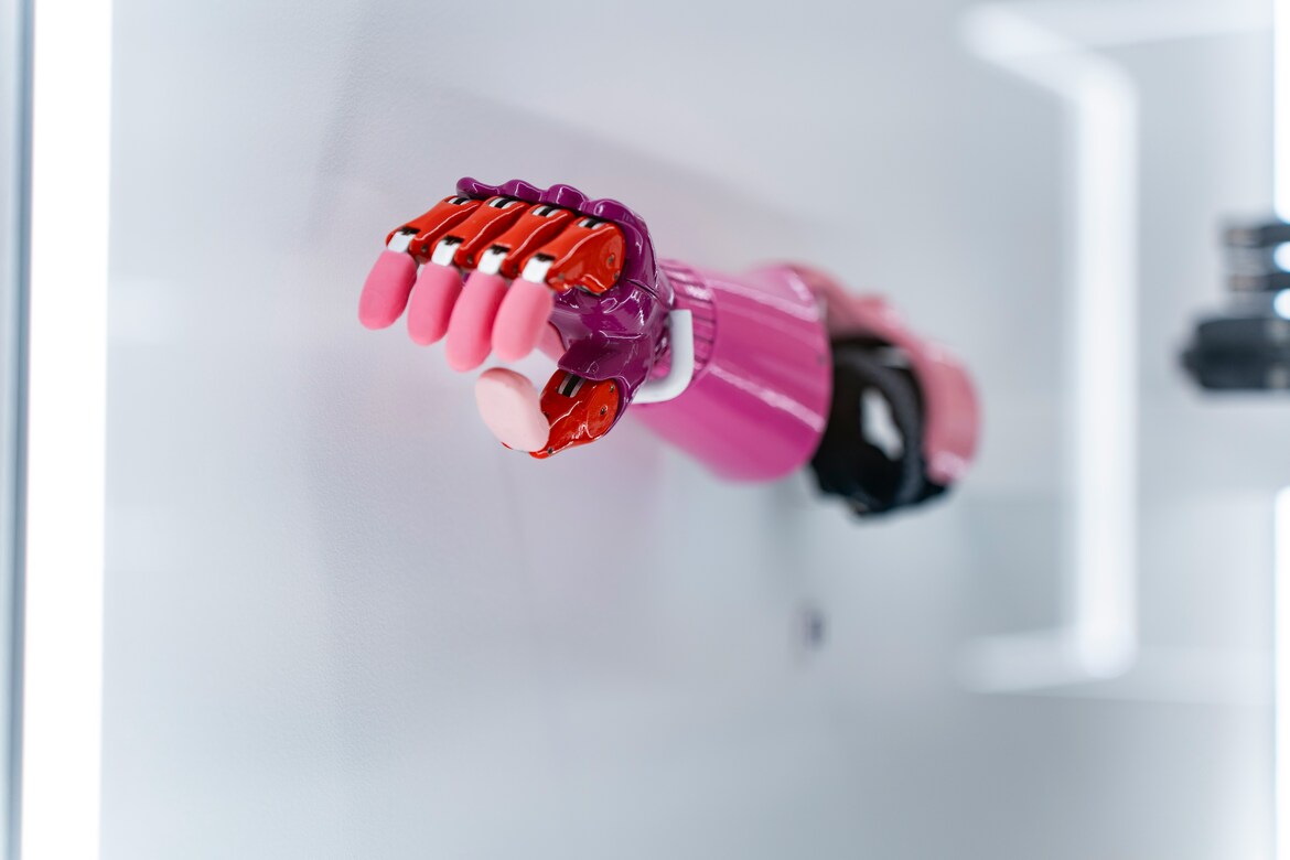 Chinese Researchers Develop BioflexBot Gripper That Extends 3.5 Times Further Than a Human Hand