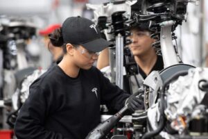 Tesla Optimus Enters Production at Fremont as Musk Warns of Long S-Curve Ramp