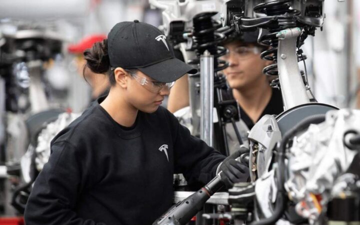 Tesla Optimus Enters Production at Fremont as Musk Warns of Long S-Curve Ramp