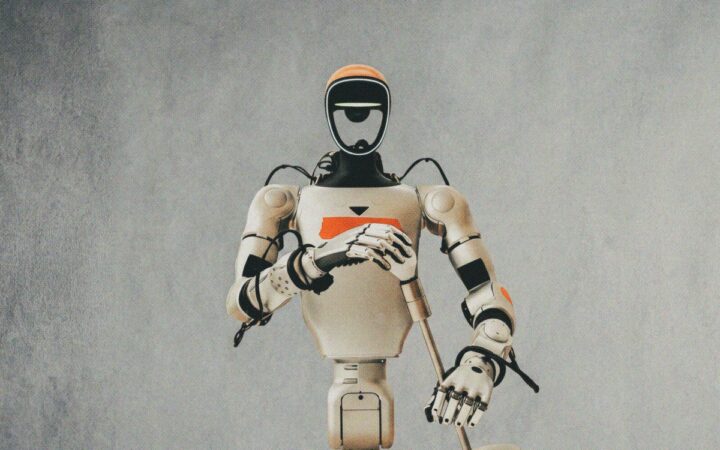 120ft Raises €576,000 for Humanoid-Run Microfactories