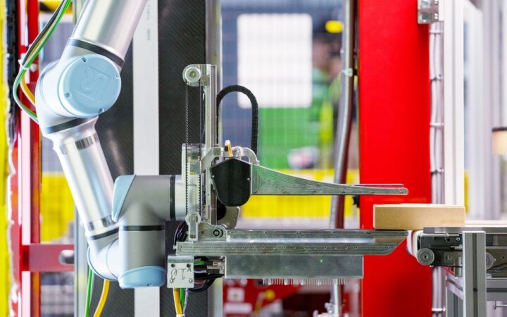 Amazon Launches Physical AI Toolchain With NVIDIA Robotics Tools