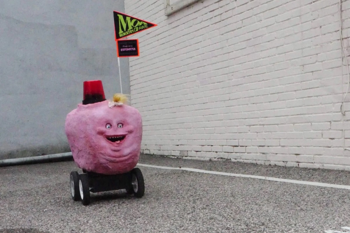 Philadelphia’s Awebot Turns a Remote-Controlled Robot Into Public Art