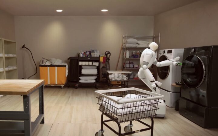 Dyna Robotics Unveils Taku Robot for Complete Laundry Workflows