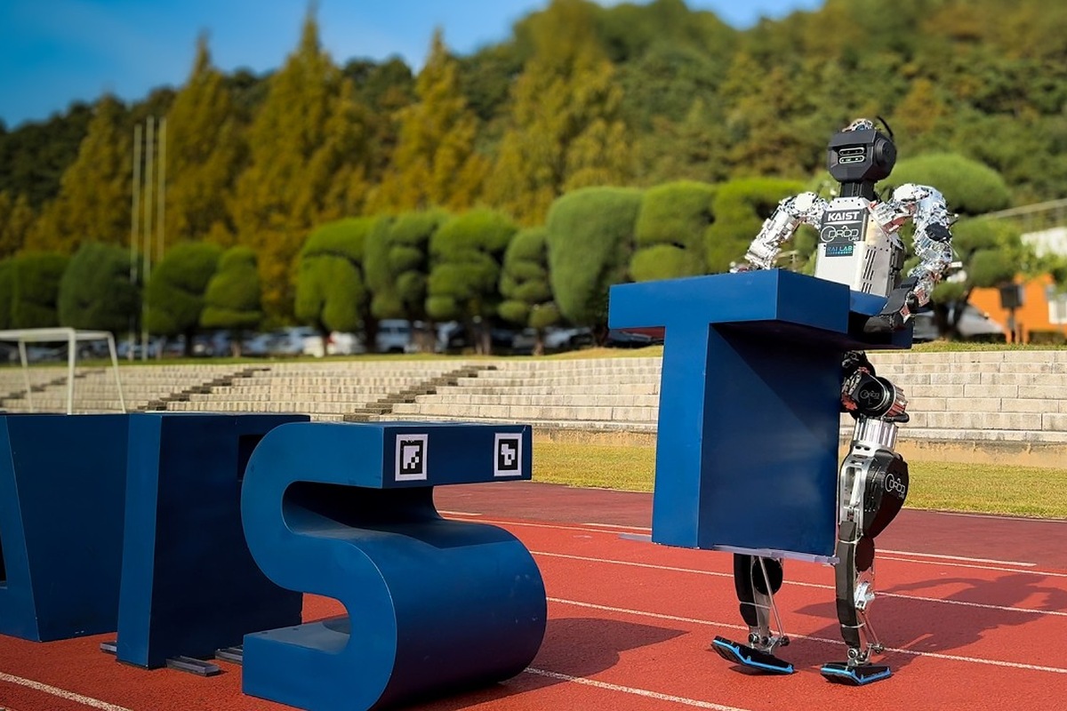 KAIST Humanoid Pushes 35 kg Objects and Lifts 20 kg in New Demo