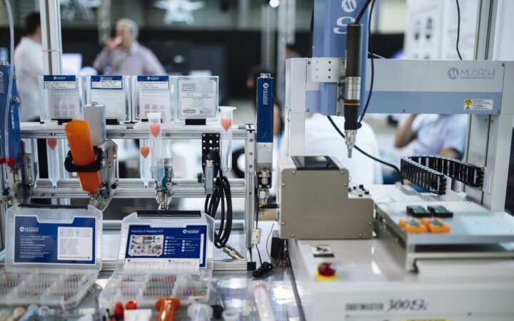 Robot Motion Planning: From Collision-Free Paths to Reliable Execution